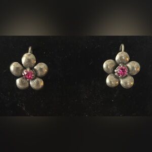 Sabika Silver Floral Earrings